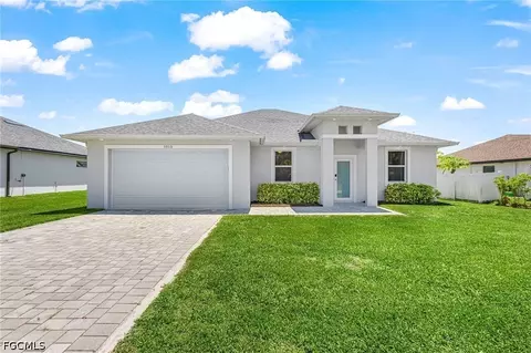 1015 SW 15th Pl, Cape Coral, FL 33991