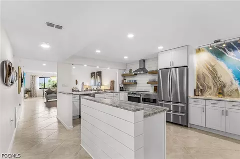9901 Sunset Cove Ln #237, Fort Myers, FL 33919