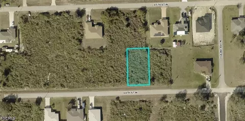 2706 64th St W, Lehigh Acres, FL 33971