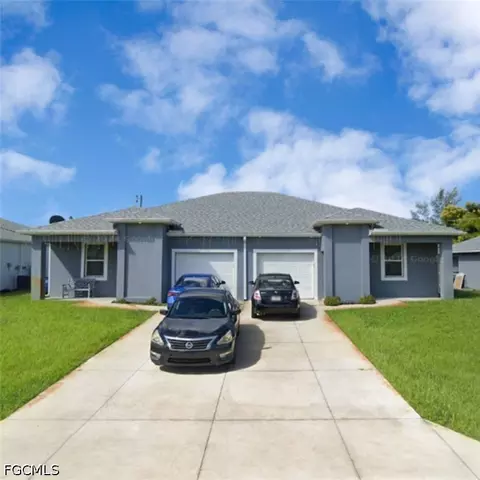 17366-17368 Ithaca Dr, Fort Myers, FL 33967