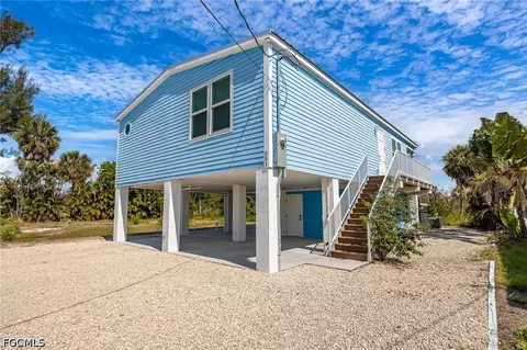 261 Donora Blvd, Fort Myers Beach, FL 33931