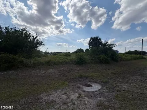 7031 Calder Cir, Labelle, FL 33935