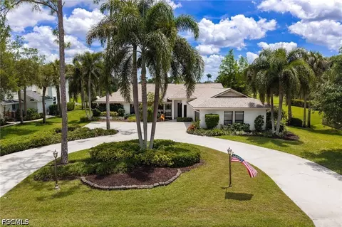 16986 Timberlakes Dr, Fort Myers, FL 33908
