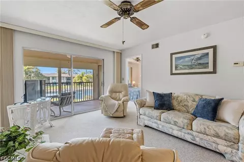 16881 Davis Rd #723, Fort Myers, FL 33908