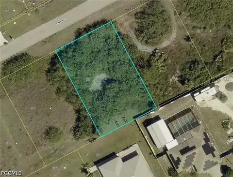 146 Pembroke St, Lehigh Acres, FL 33974