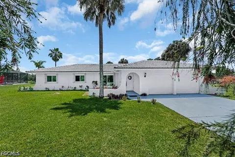 3233 Shell Ln, Labelle, FL 33935