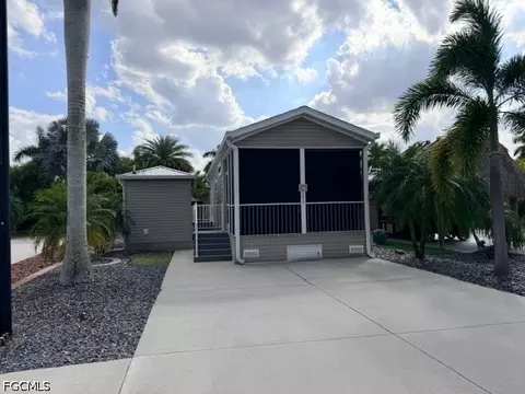 5471 Cypress Trail Resort Cir, Fort Myers, FL 33905