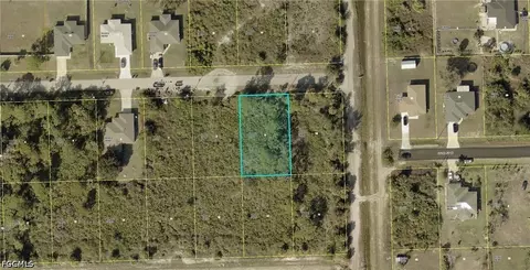 3103 66th St W, Lehigh Acres, FL 33971