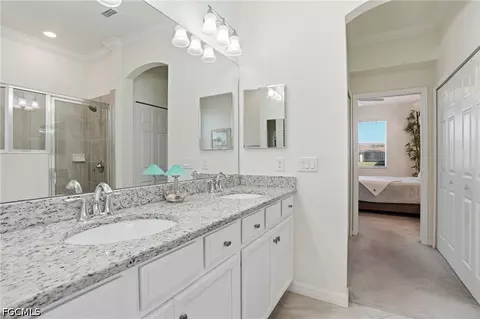 Bath - 1815 Alameda Dr, Naples, FL 34120 photo 2 of 4
