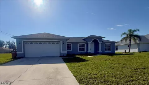 21 SW 24th Pl, Cape Coral, FL 33991