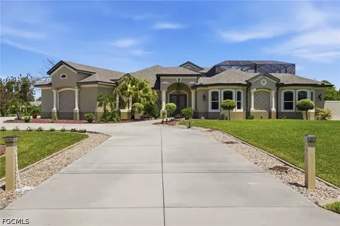 514 Fifth Ave, Lehigh Acres, FL 33972