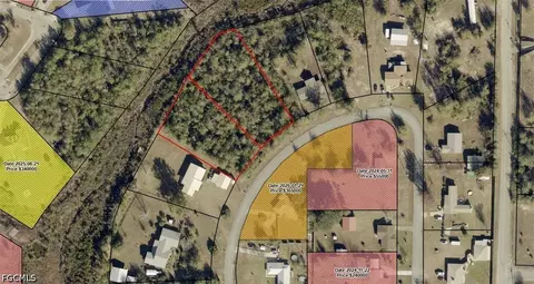 5527 Lakewood Cir, Panama City, FL 32404