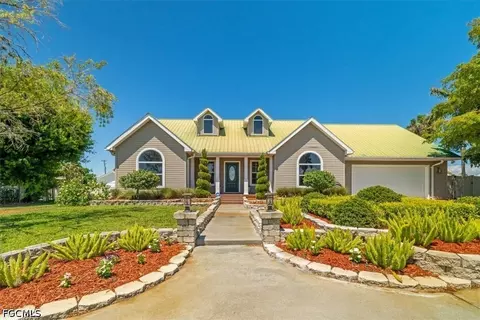 779 E Del Monte Ave, Clewiston, FL 33440