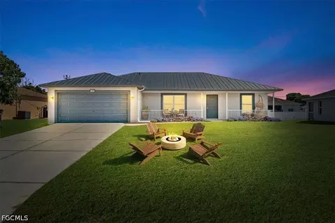 322 NE 26th Ter, Cape Coral, FL 33909