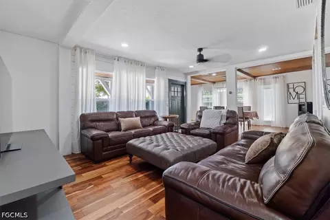 Living - 513 E Pasadena Ave, Clewiston, FL 33440 photo 4 of 5