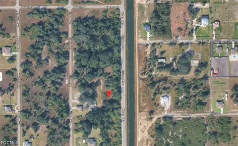 1709 Hines Ave, Lehigh Acres, FL 33972