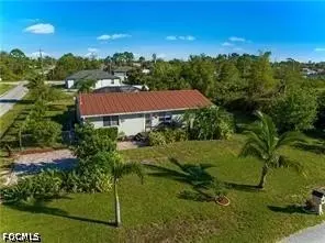 2820 38th St SW, Lehigh Acres, FL 33976
