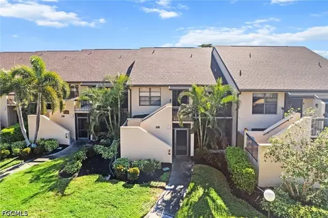1544 Admiralty Cir #8, North Fort Myers, FL 33917