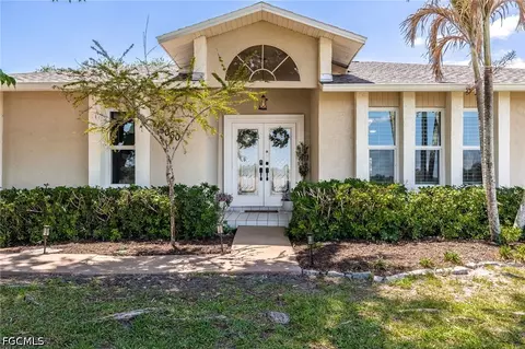 5060 Melaluca Dr, Fort Myers, FL 33905