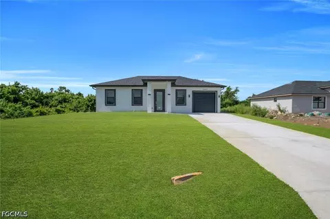 2609 21st St SW, Lehigh Acres, FL 33976