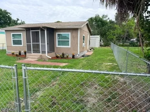 332 Stockton St, North Fort Myers, FL 33903