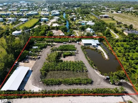 12242 Eagles Nest Dr, Bokeelia, FL 33922