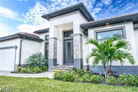 245 Marker Rd, Rotonda West, FL 33947