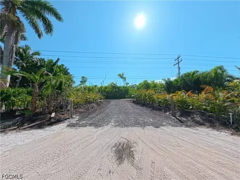 11851 Stringfellow Rd, Bokeelia, FL 33922 photo 15
