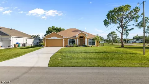 2724 NW 21st Ter, Cape Coral, FL 33993