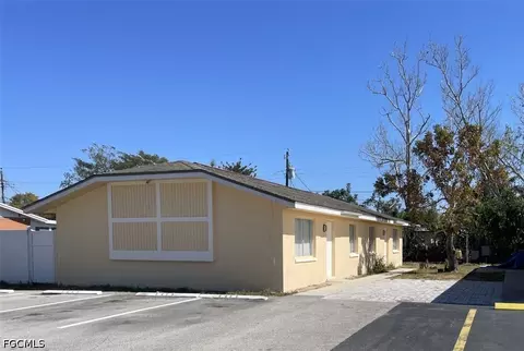 54555453 Third Ave, Fort Myers, FL 33907