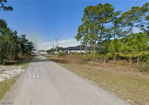 925 Bolivia Dr, Lehigh Acres, FL 33974