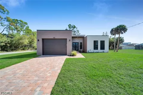 446 Skyland Ln, Port Charlotte, FL 33953