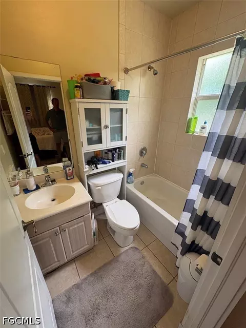Bath - 2500 Storter Ave, Naples, FL 34112 photo 12 of 12