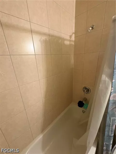 Bath - 2500 Storter Ave, Naples, FL 34112 photo 5 of 12