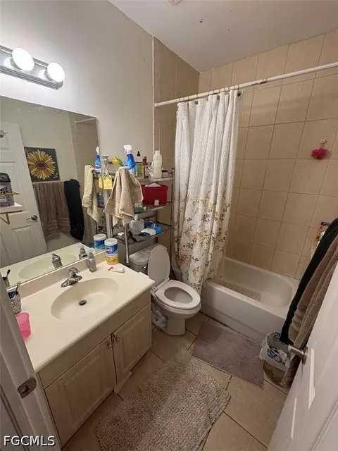 Bath - 2500 Storter Ave, Naples, FL 34112 photo 11 of 12