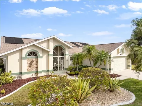 2511 SW 35th Ln, Cape Coral, FL 33914