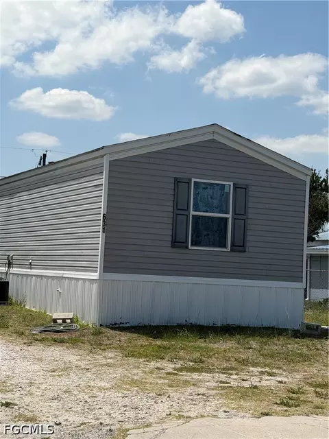 631 Stanton St, Clewiston, FL 33440
