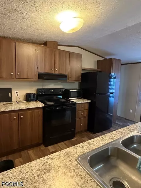 631 Stanton St, Clewiston, FL 33440 photo 5