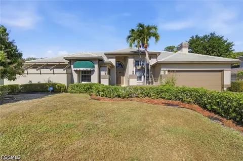 20 Timberland Cir N, Fort Myers, FL 33919
