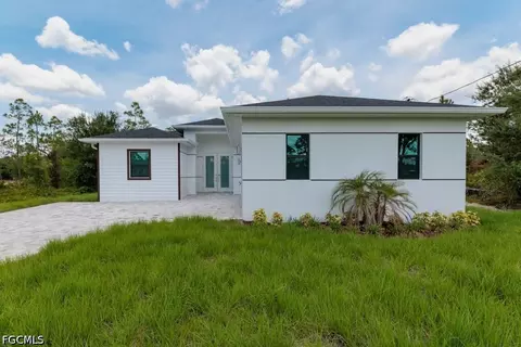 719 Almelia St E, Lehigh Acres, FL 33974