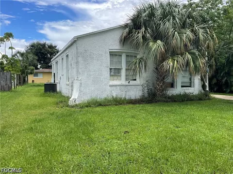 3835 Lake St, Fort Myers, FL 33901
