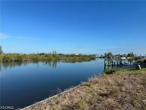 2744 NW 46th Ave, Cape Coral, FL 33993