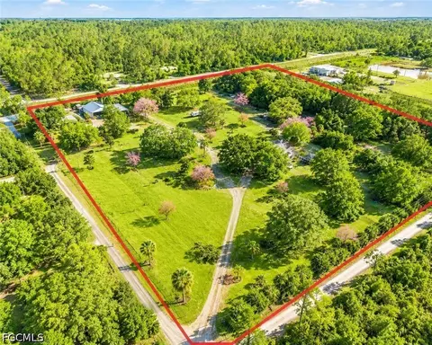 3880 Packinghouse Rd, Alva, FL 33920