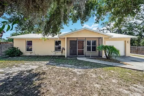 575 Sabal Palm Ct, Labelle, FL 33935