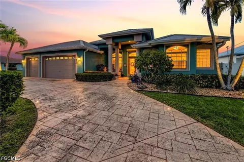 4203 Pelican Blvd, Cape Coral, FL 33914