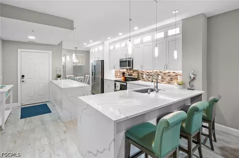 11041 Gulf Reflections Dr #103, Fort Myers, FL 33908