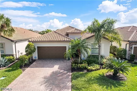 11284 Red Bluff Ln, Fort Myers, FL 33912