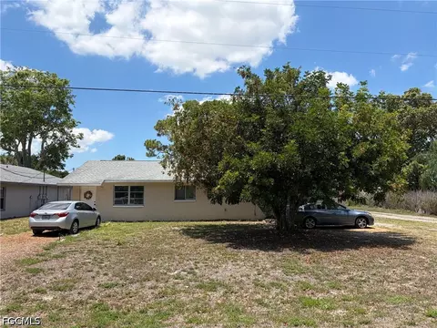 2175 Twin Brooks Rd, North Fort Myers, FL 33917