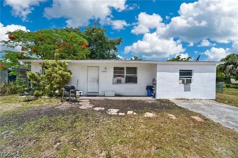 1904 Fountain St, Fort Myers, FL 33916