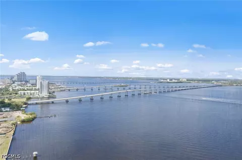 2743 1st St #2703, Fort Myers, FL 33916